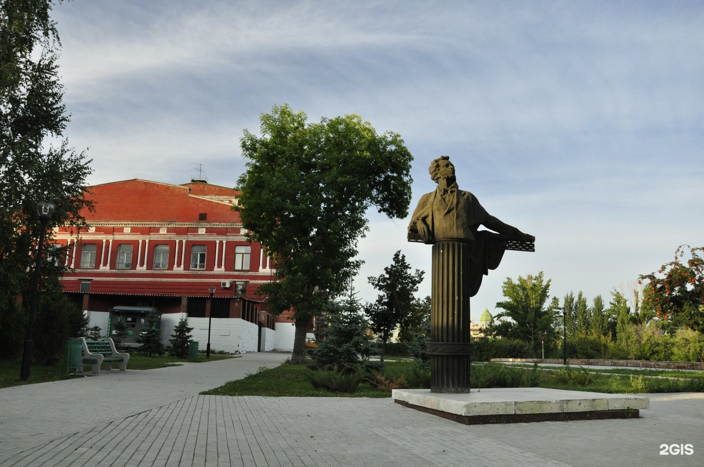 Памятник Пушкину Самара