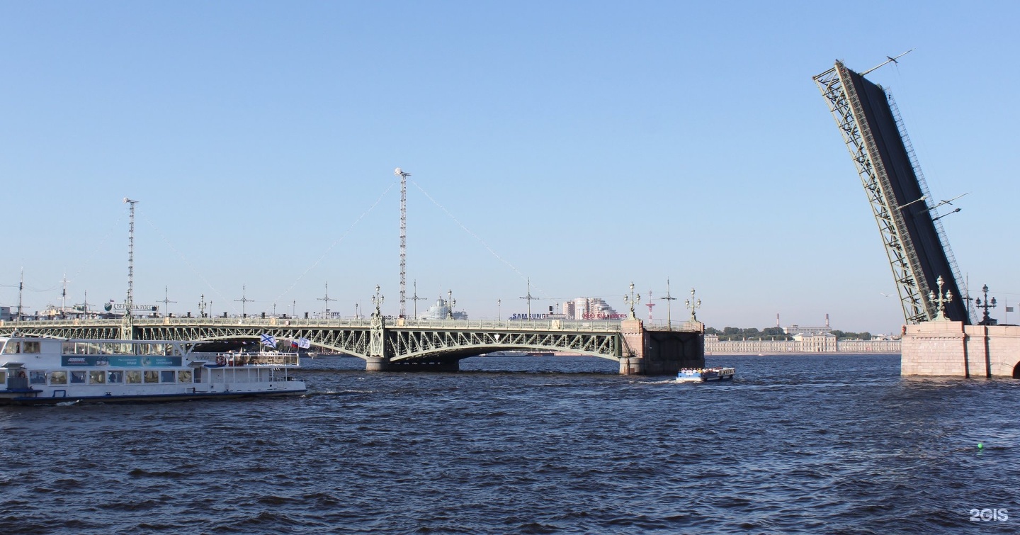 Троицкий мост, Санкт-Петербург, улица Куйбышева
