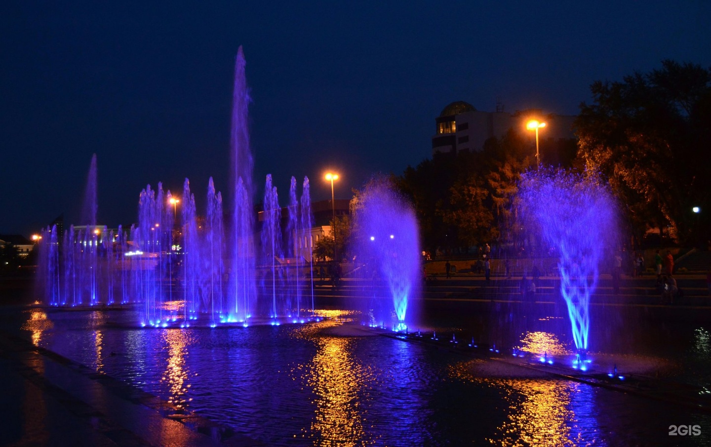 Светомузыкальный фонтан Екатеринбург