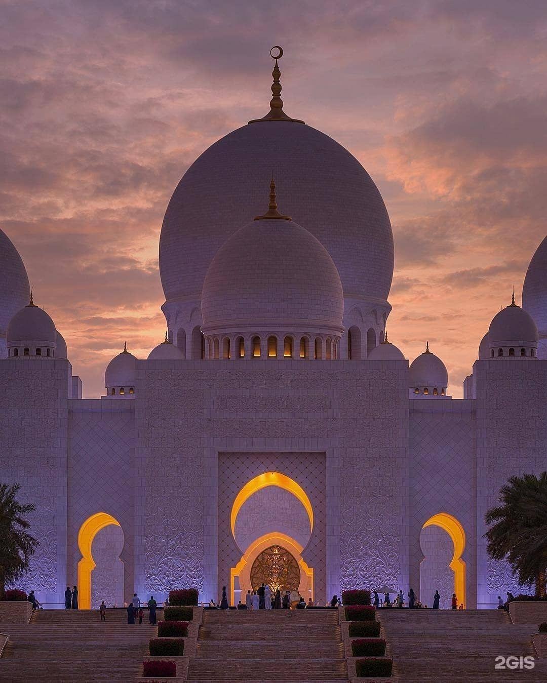 Храм для индусов в арабских эмиратах. Дубай Тадж Махал. Абу Даби арка.