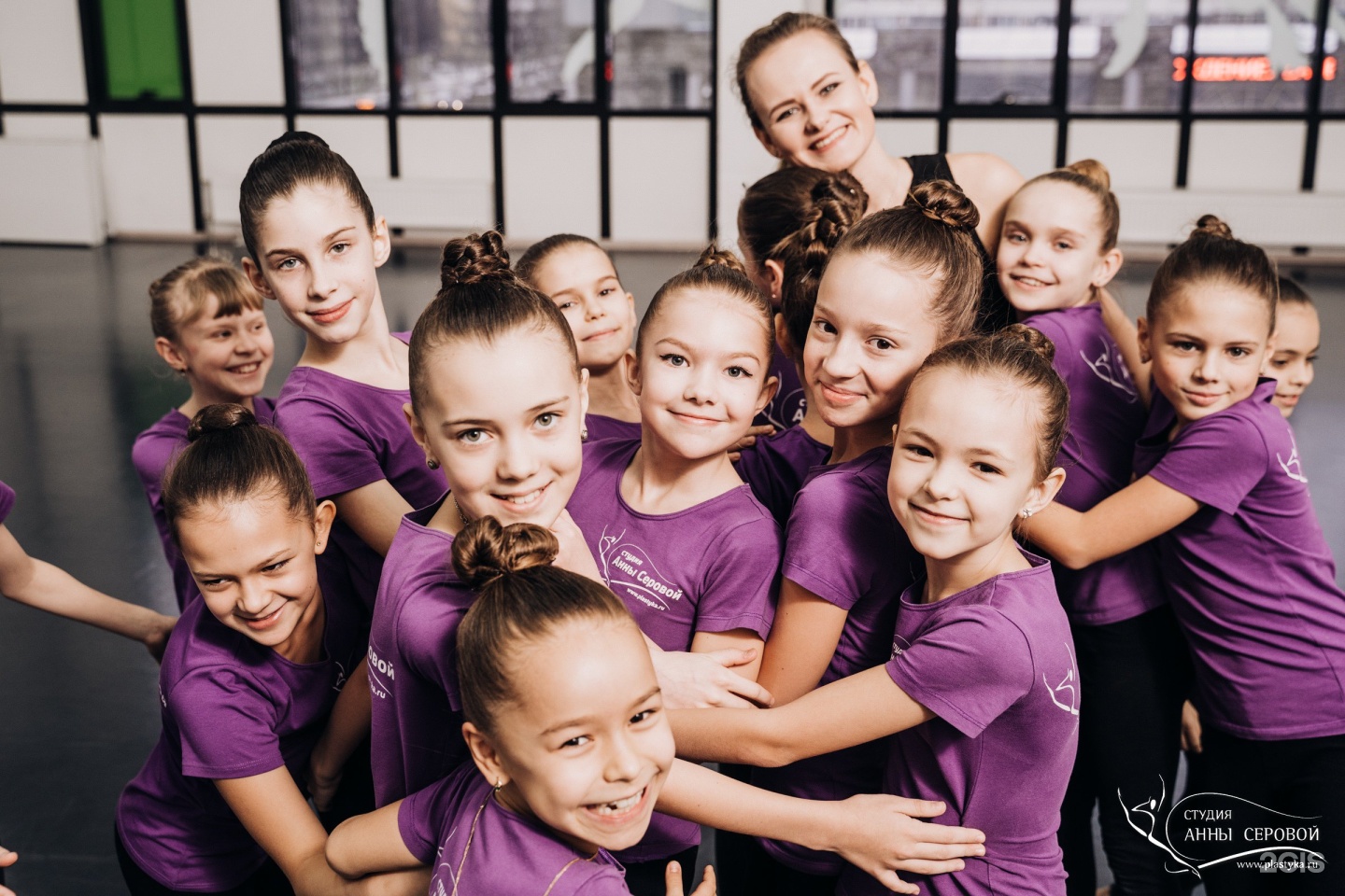 и. школа студия адрес. итальянская школа рисования. художественная школа люберцы орнамент. школа на бауманской ногти услуга.