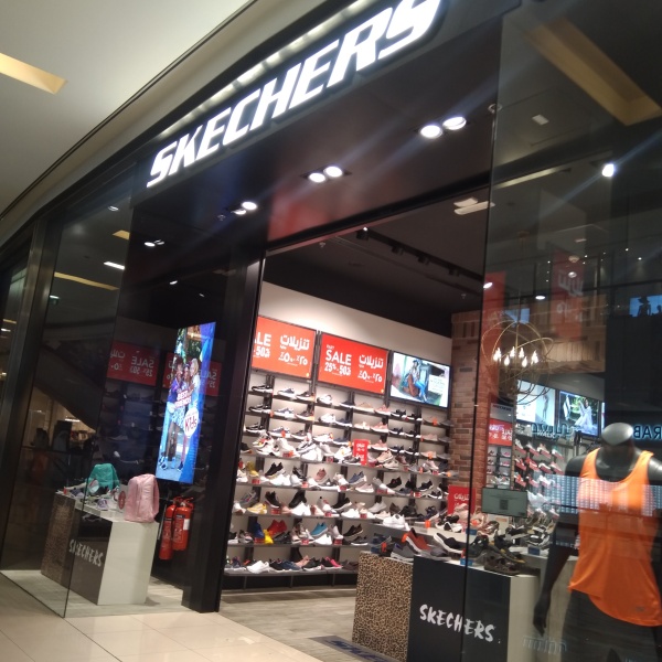 Skechers, shoe store, Marina Mall, 70 