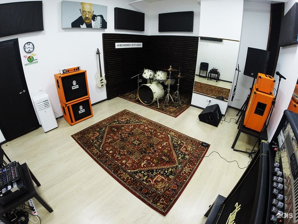 Studio логотип. Хендрикс студио москва. Студия хендрикс. Хендрикс студио москва. Hendrix studio савеловская.