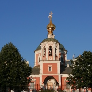 Фото от владельца Храм Живоначальной Троицы, Московское Подворье Свято-Троицкой Сергиевой Лавры