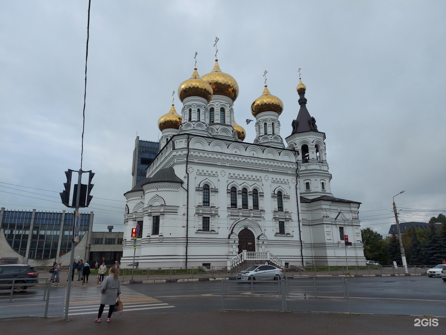 Собор Александра Невского Тверь. Собор Александра Невского в Твери на Привокзальной площади. Собор Александра Невского (Тверь) 2022. Храм а.Невского в Твери на Привокзальной площади фото.