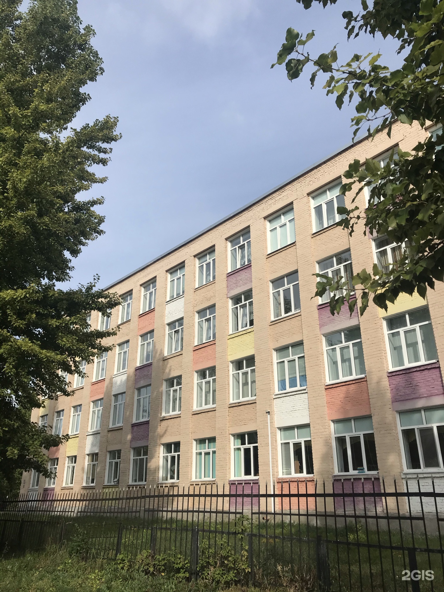 Школа 91 волгоград. 91 школа ташкент. Школа 20 волгоград краснооктябрьский район. Школа 91 волгоград. Школа 91 волгоград краснооктябрьский.