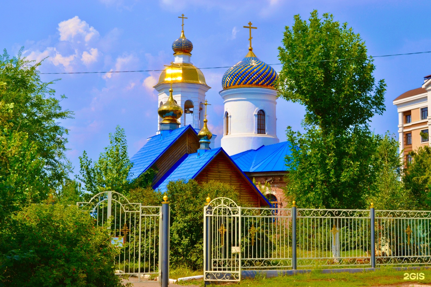 Церковь табынской божьей. Церковь Табынской Божьей матери в Оренбурге. Храм Лоретанской Божией матери Оренбург. Табынский монастырь.