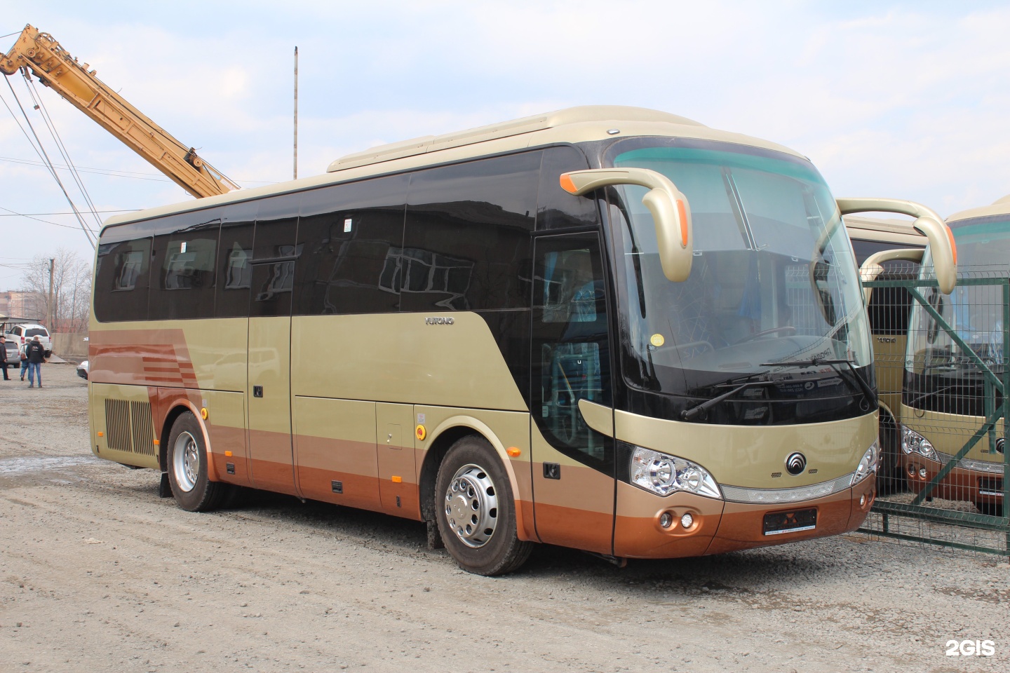 Автобусы промышленная. Автобусы Ютонг сборка. Bus DV Владивосток. Yutong CN Bus Forest. Компания Ютонг Википедия.