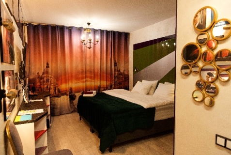 Санкт-Петербург: Отель За Кулисами