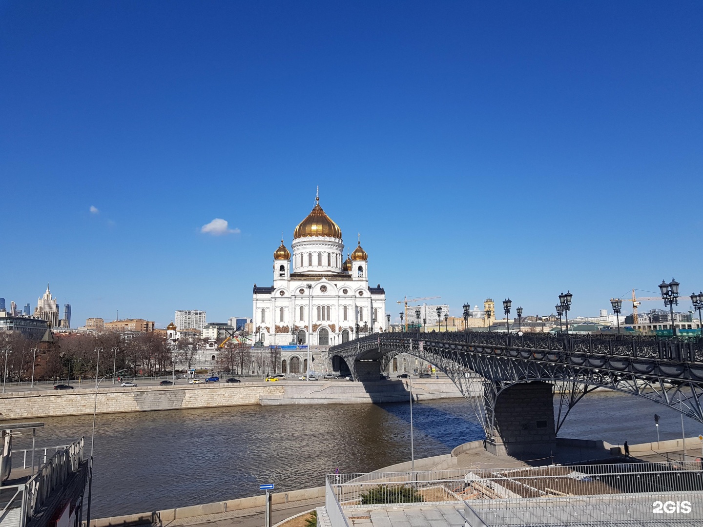 Храм христа самара. Храм Христа Спасителя 1985. Спуск к Москве реке от храма Христа Спасителя. От храма Христа Спасителя до Воробьевых гор. Фон улицы Москвы рядом с храмом Христа Спасителя.