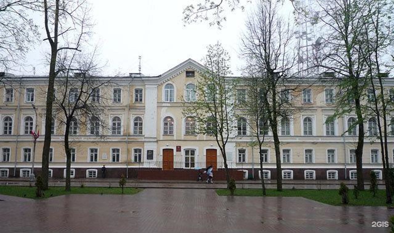 Первого смоленского. Школа Пржевальского Смоленск. Смоленская гимназия имени н. м. Пржевальского. Гимназия 1 Смоленск. Гимназия номер 1 Смоленск Пржевальского.