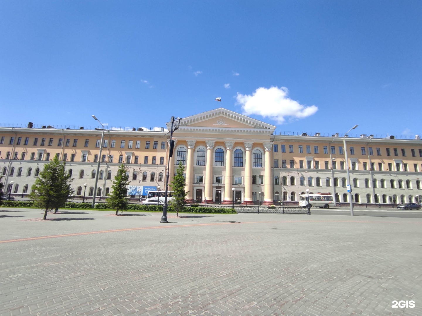 Томский государственный радиоэлектроники. Томский государственный университет. Томский университет систем управления и радиоэлектроники. Томск проспект Ленина 40. Ленина 40 Томск.