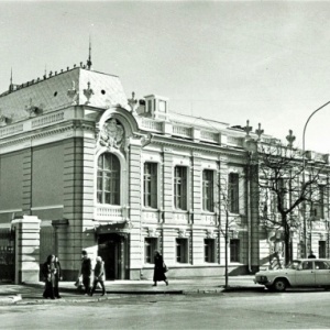 Фото от владельца Ульяновский Театр Кукол им. народной артистки СССР В.М. Леонтьевой