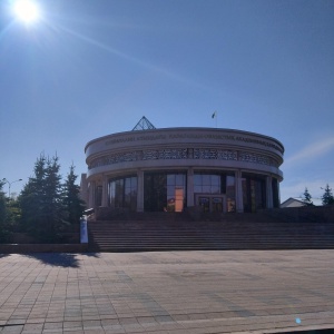 Фото от владельца Карагандинский областной казахский драматический театр им. С. Сейфуллина