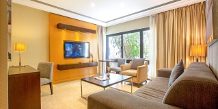 Dubai: Курортный отель Dubai Marine Beach Resort & Spa
