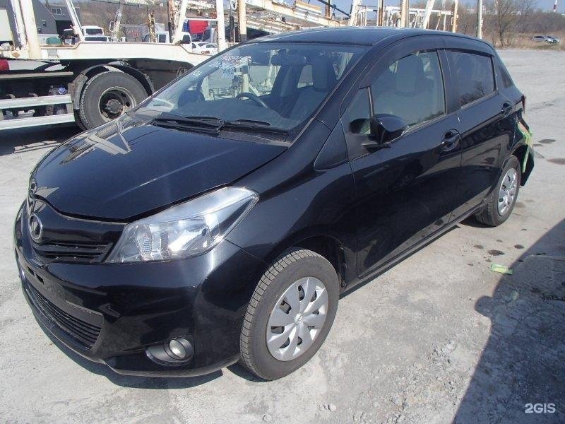 Ниссан благовещенск амурская область. Nsp135 Vitz. Vitz nsp135 дефлектор. Toyota nsp135. Toyota Vitz № nsp135-4006463