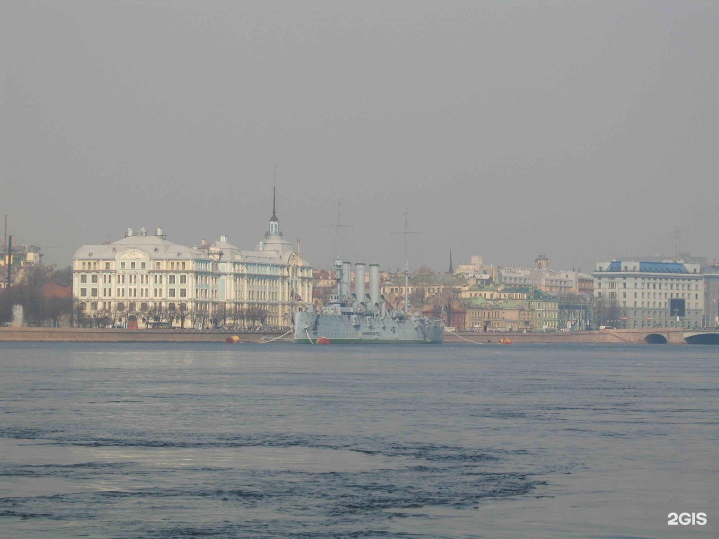 Санкт петербург петроградская набережная 18. Нахимовское училище в Санкт-Петербурге. Бизнес центр Аврора Петроградская набережная. Аврора Санкт-Петербург. Нахимовское училище в Санкт-Петербурге официальный сайт.