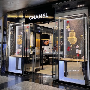 Фото от владельца Chanel Beauty, сеть фирменных бутиков