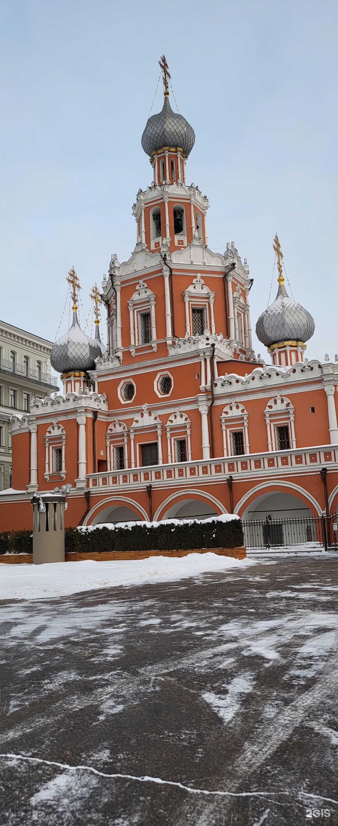 Двор романовых белгород. Храм знамения иконы Божией матери на Шереметьевом дворе. Церковь знамения в Романовом переулке. Храм знамения Шереметев двор. Церковь иконы Божией матери Знамение Санкт-Петербург.