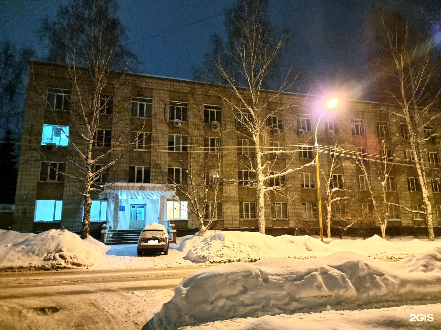 Со ран новосибирск. Институт гидродинамики со РАН. Институт гидродинамики имени Лаврентьева. Институт гидродинамики со РАН двор. Институт гидродинамики имени Лаврентьева фотографии.