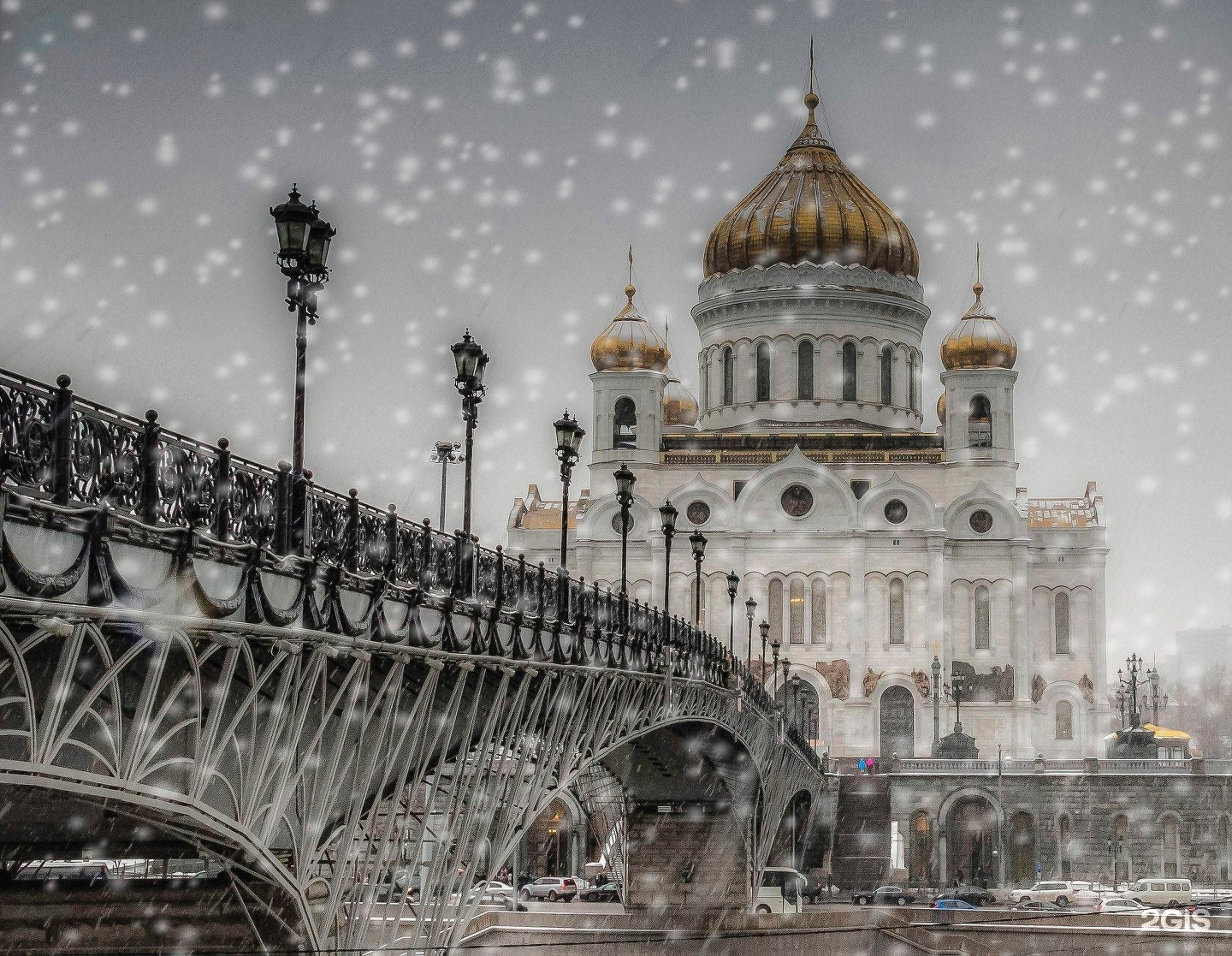 храм христа спасителя в москве зимой