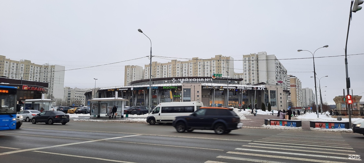 Бульвар дмитрия донского 9 к 2. Трц круг дмитрия донского. москва бульвар дмитрия донского 9. мвц бульвар дмитрия. как выглядит старый круг у сити.