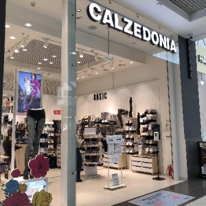 Фото от владельца Calzedonia, сеть магазинов чулочно-носочных изделий и купальников