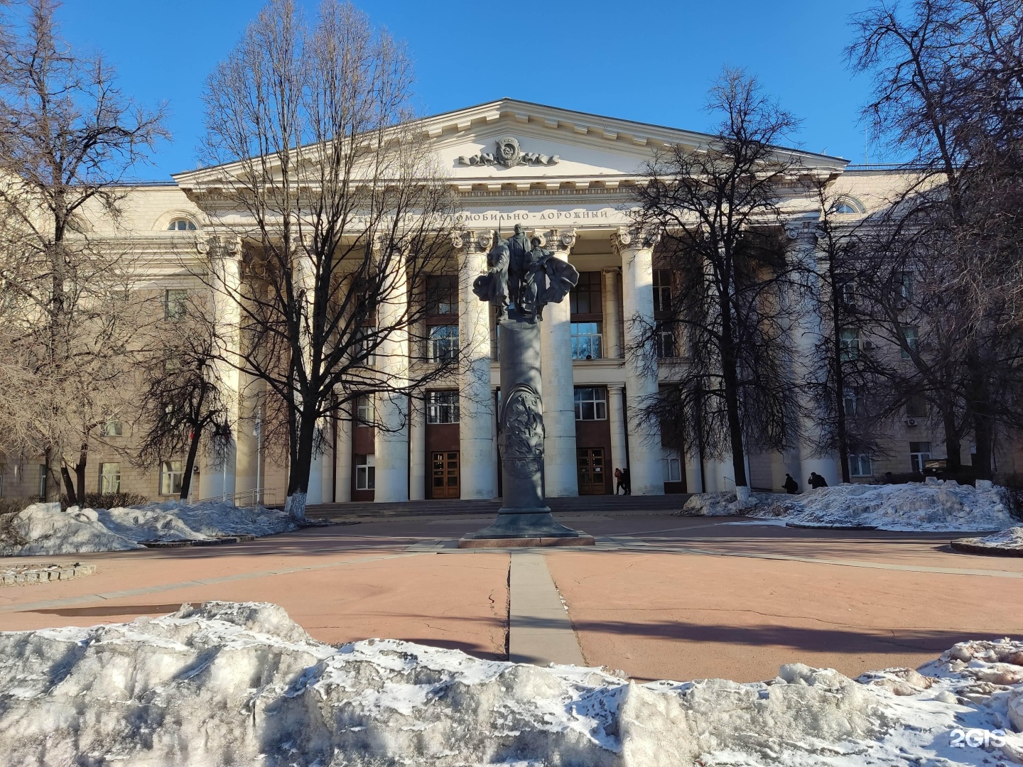 Мади москва. Мади университет. Автодорожный университет Москва Мади. Мади Ленинградский проспект 64 официальный. Здание Мади на Ленинградском проспекте.