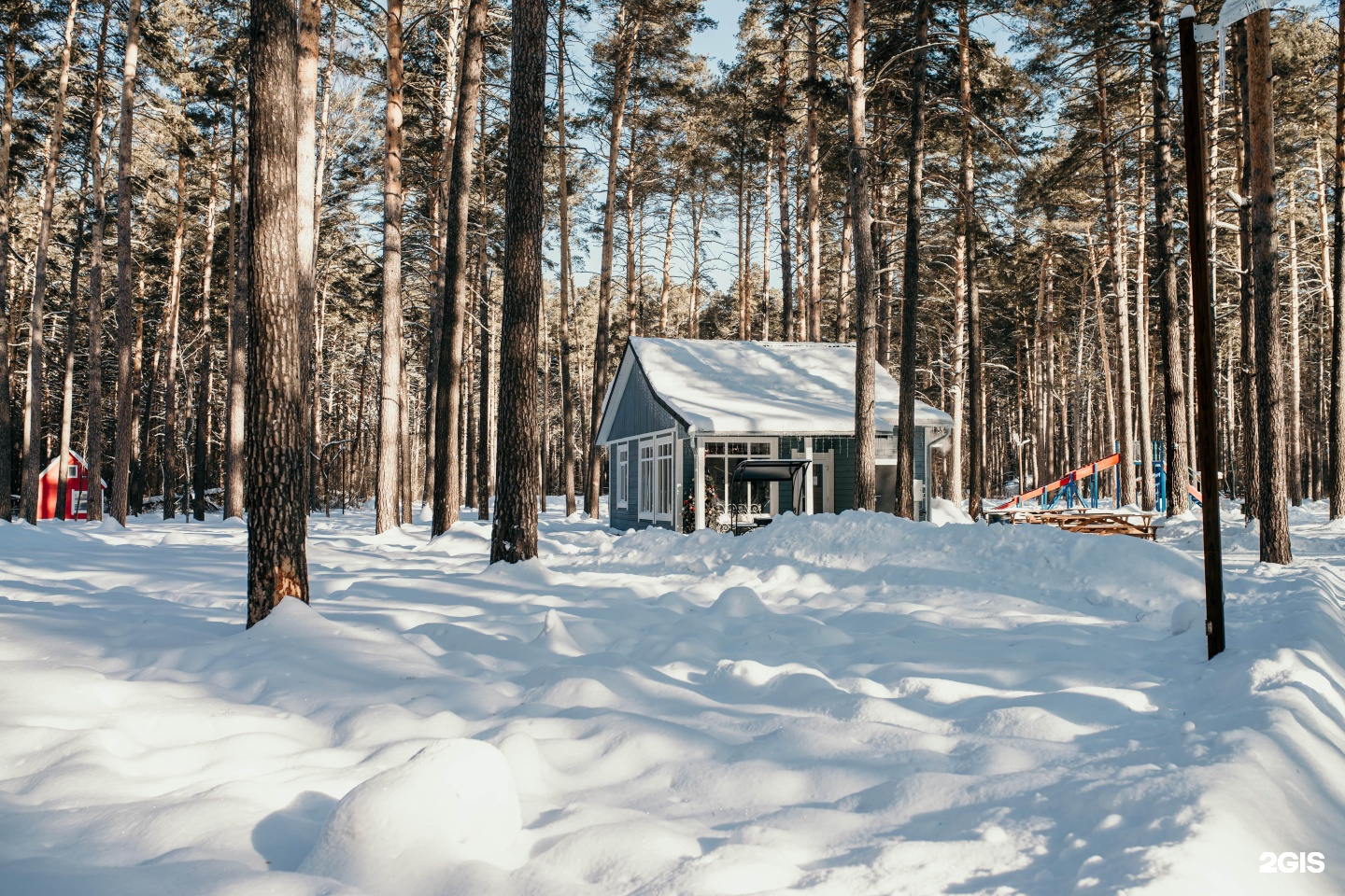 Экопарк чкаловские дачи новосибирск. Исетские зори Каменск-Уральский. Лагерь Исетские зори Свердловская область. Исетские зори детский лагерь Каменск-Уральский. Лагерь Исетские зори Каменск Уральский бассейн.