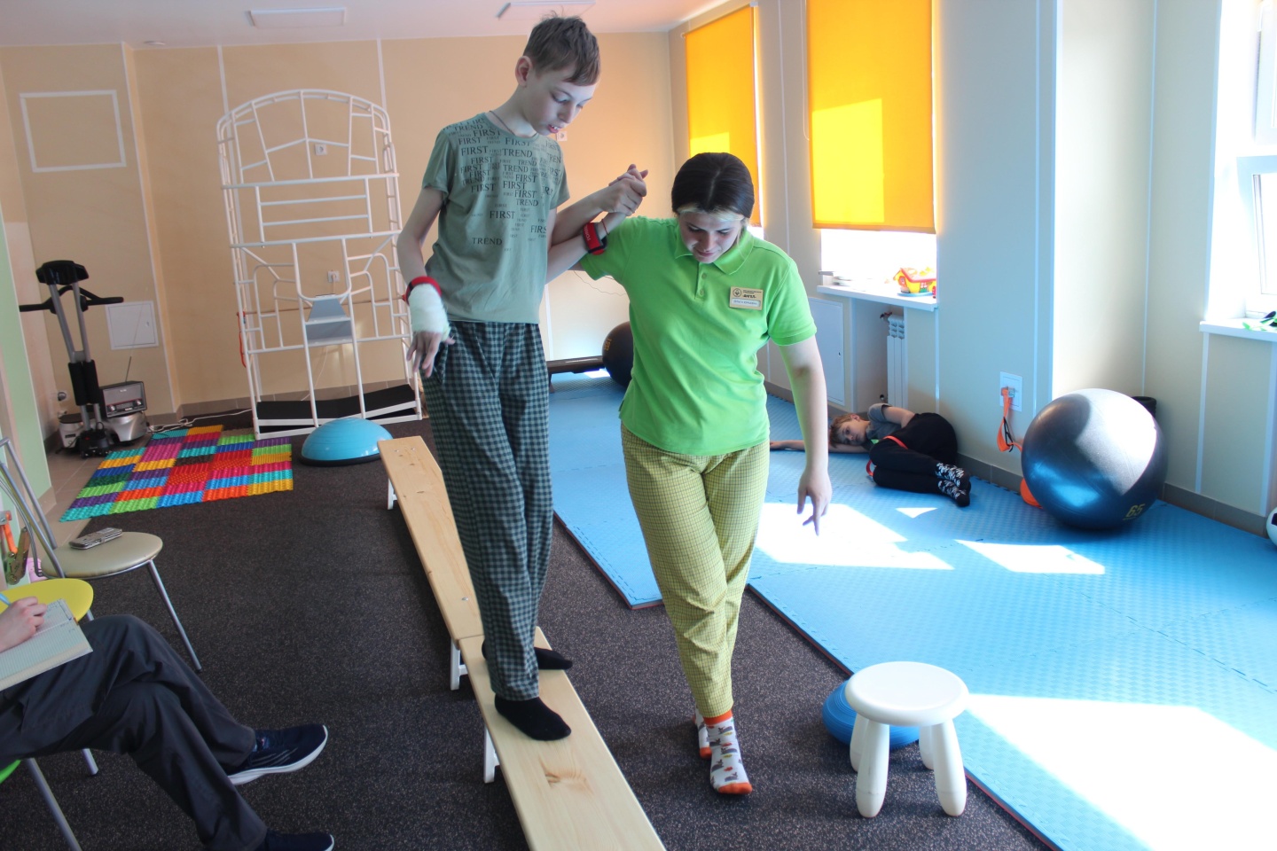 Центр детской неврологии ангел омск. Реабилитация спастики. Клеточные технологии в реабилитации. Инновационные технологии нейрореабилитации. Реабилитация детей неврология.