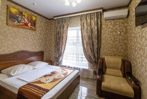 Каменск-Шахтинский: Отель Корона