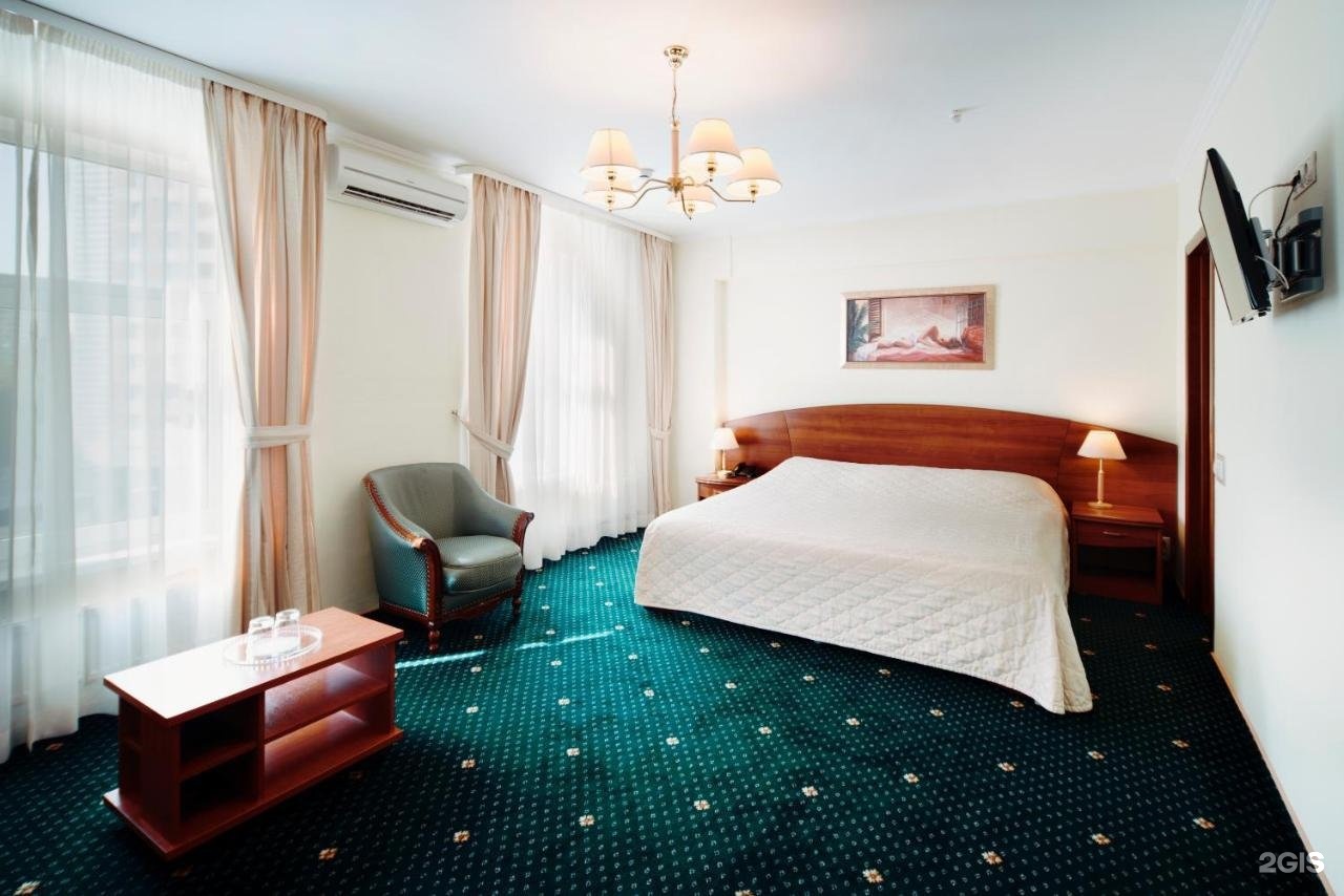 гостиница берлин в москве фото. отель берлин москва. гостиничный комплекс берлин москва. гостиничный комплекс берлин. гостиница берлин севастопольская.