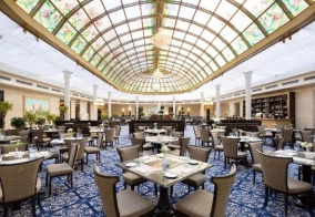 Отель Lotte hotel St.Petersburg в Санкт-Петербурге