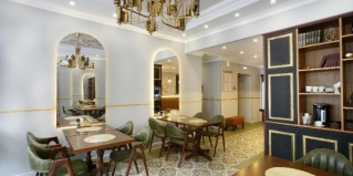 Москва: Отель Design Hotel Senator