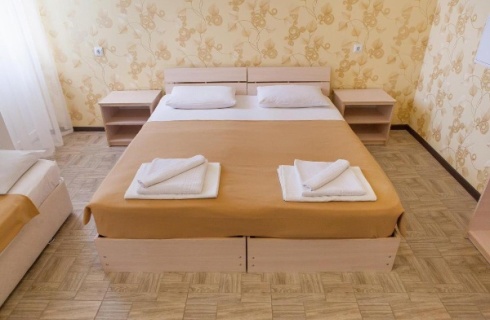 Адлер м-н: Отель Reskator