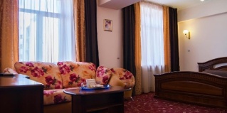 Шахты: Отель Восток