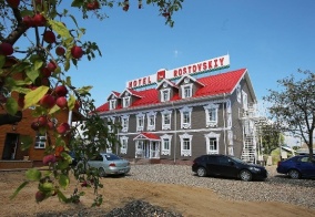 Отель Rostovskiy в Ростове