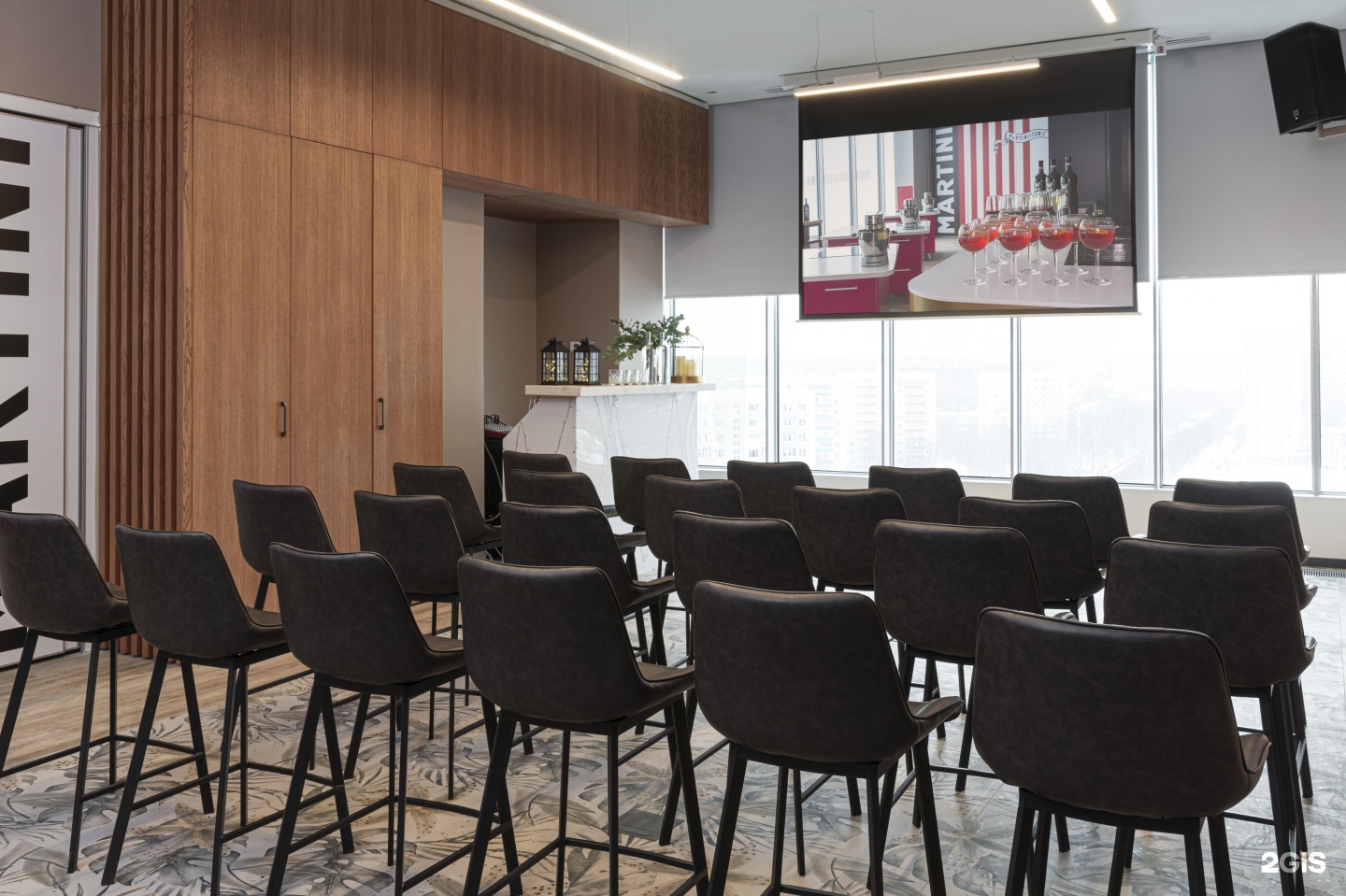 Студия кунцево. Студия кунцево. Европа хаир студио. Europehair в москве. Студия кунцево.