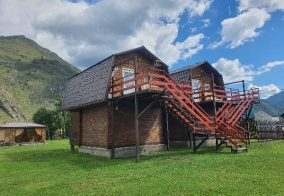 Коттедж Золотой медведь в Республике Алтай