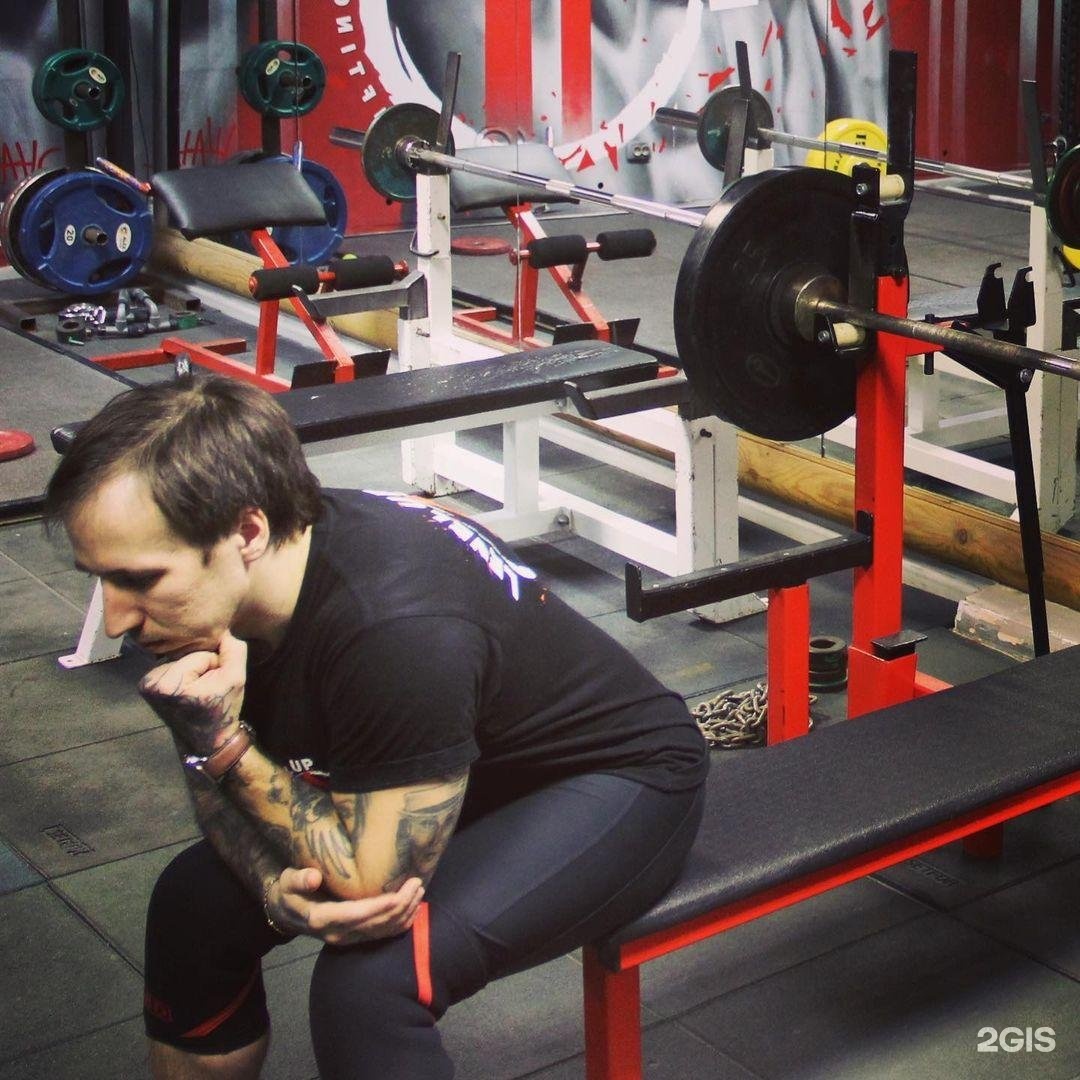 Пермь gym. Спортзал Пермь. Mockup спортзал.
