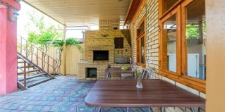 Анапа: Коттедж Клен