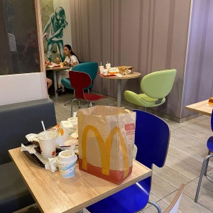 Фото от владельца McDonald`s, сеть ресторанов быстрого питания