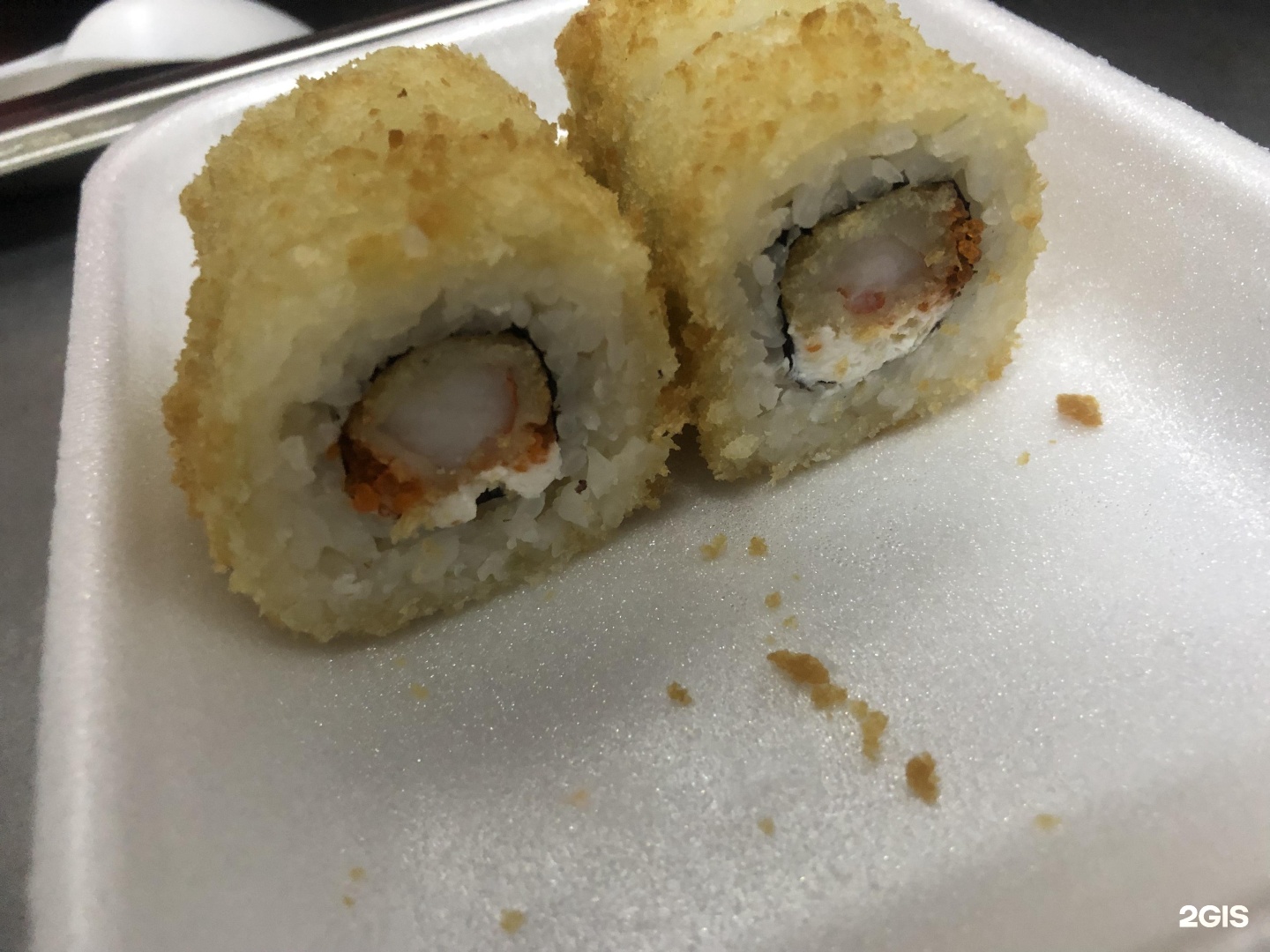 Суши с огурцом и рыбой. Японский дворик красноярск суши. Японский дворик ачинск меню. Машиностроителей японский дворик. Японский дворик меню.