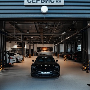 Фото от владельца Porsche Centre Almaty, автосалон