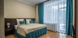 Домбай: Отель Таурух