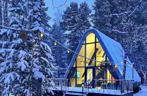 с. Озерное: Глэмпинг Geometrika • lounge hotel