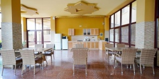 Адлер: Коттедж Элона