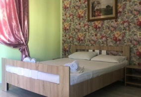 Гостевой дом Прованс Лоо в Нижнем Учдере