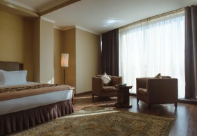 Отель Damas international hotel в Бишкеке