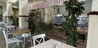 Анапа: Отель Бриз